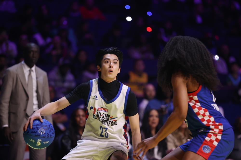 多特官方：切尔西中场楚库埃梅卡租借加盟球队 合同含买断条款